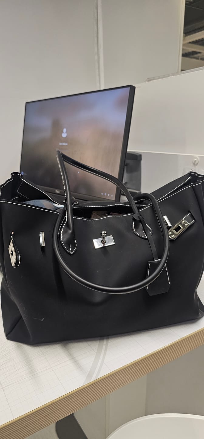 Customer photo review of Black Jelly Bag-Large Y2K Candy Bag