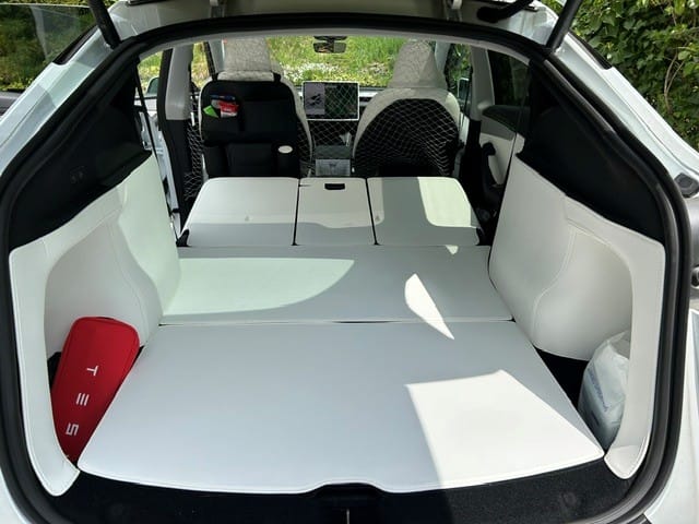 Customer photo review of White Interior Upgrade Kit For Tesla Model Y Juniper 2025+