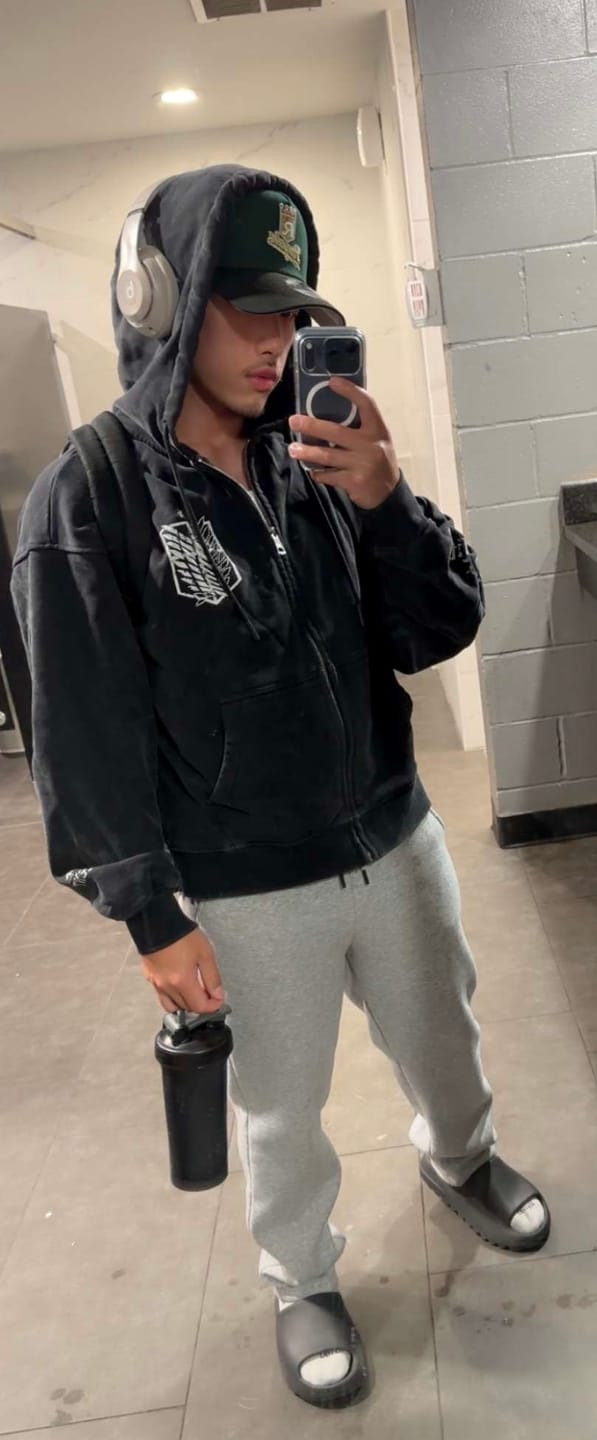 Customer photo review of 5138 - AOT©  x YLA Zip-Up Hoodies