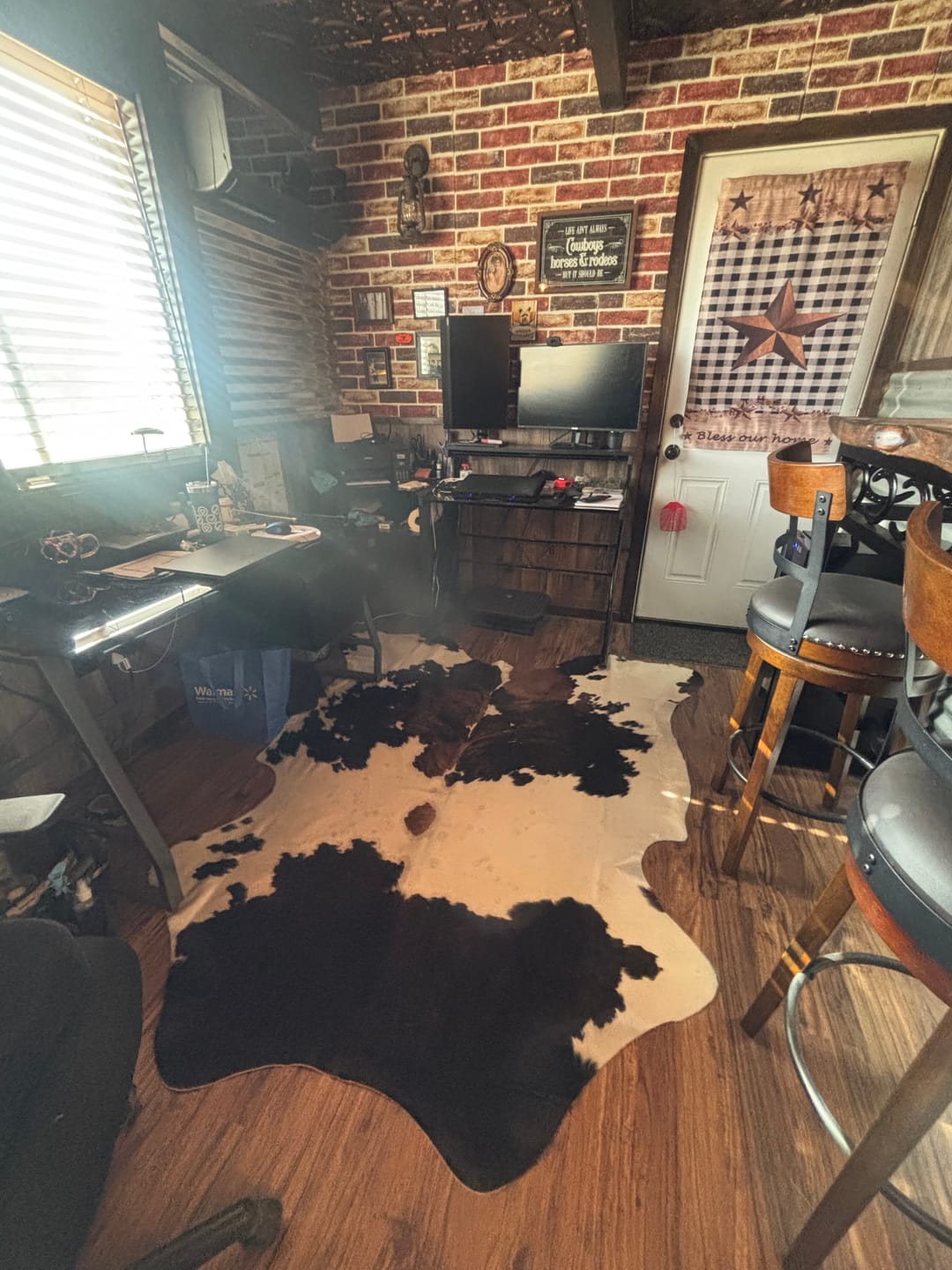 Customer photo review of SUPER SALE Tricolor Natural Cowhide Rug - Large 6'9"H x 6'0"W