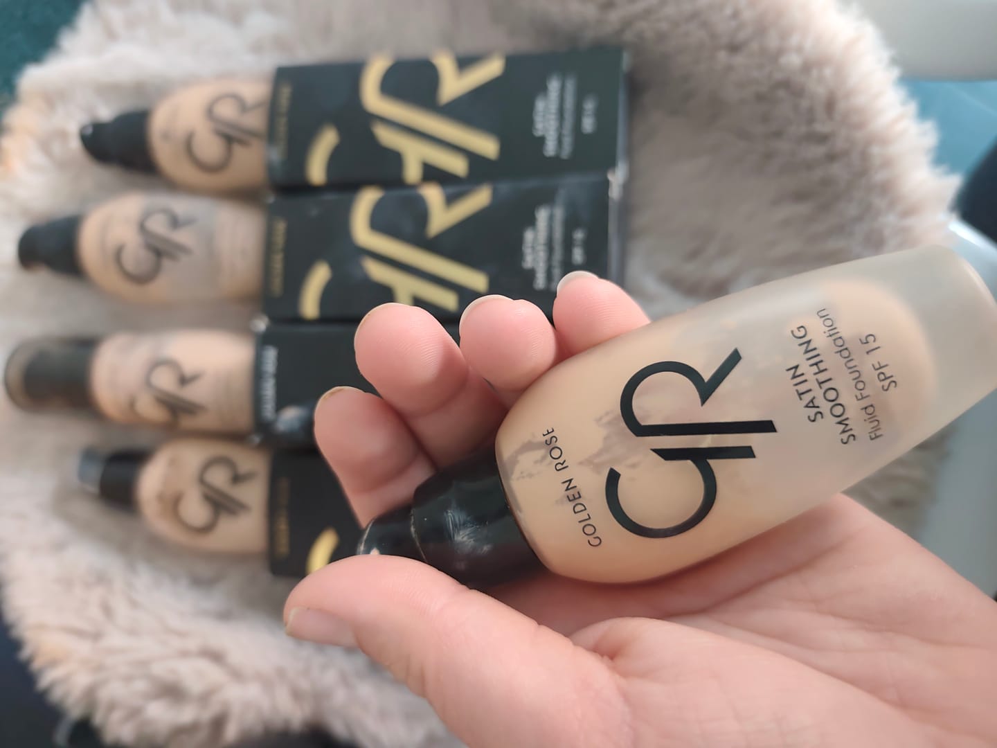 Customer photo review of Foundation Flüssig Satin Smoothing Make-Up