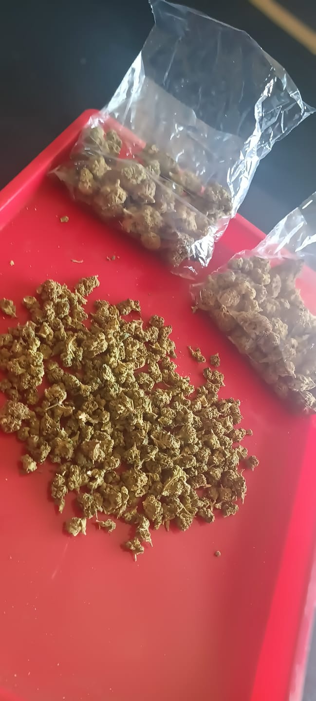 Customer photo review of OG Kush - Minis - 28 Grams - Indica