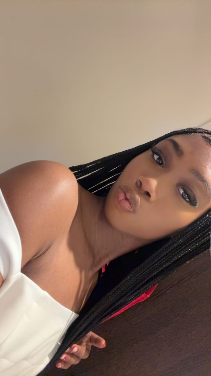 Customer photo review of HD Knotless Braid Wig, Human Hair Swiss Full Lace, Black, Glueless - Fatima