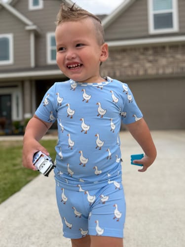 Customer photo review of Goose Two-Piece Shorts Jammies