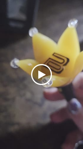 Customer video review of K-POP Lightstick Keychains
