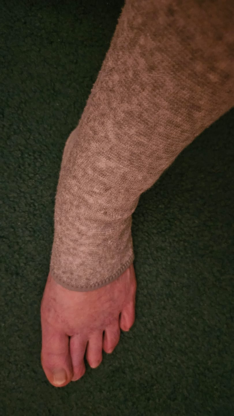 Customer photo review of Premium Anti-Fatigue Bamboo Footsleeves