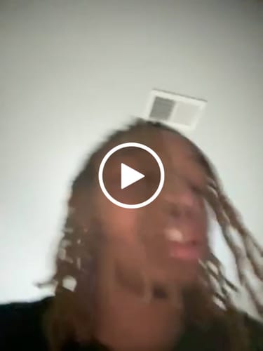 Customer video review of Lava Lamp 70'S BONG
