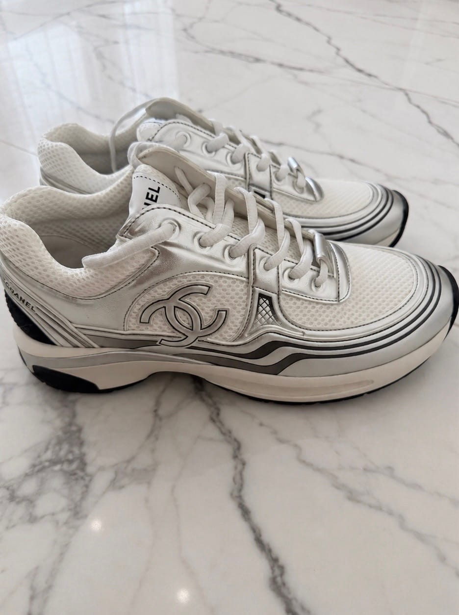 Customer photo review of CHANEL Fabric Laminated Calfskin Stretch CC White Silver Sneaker