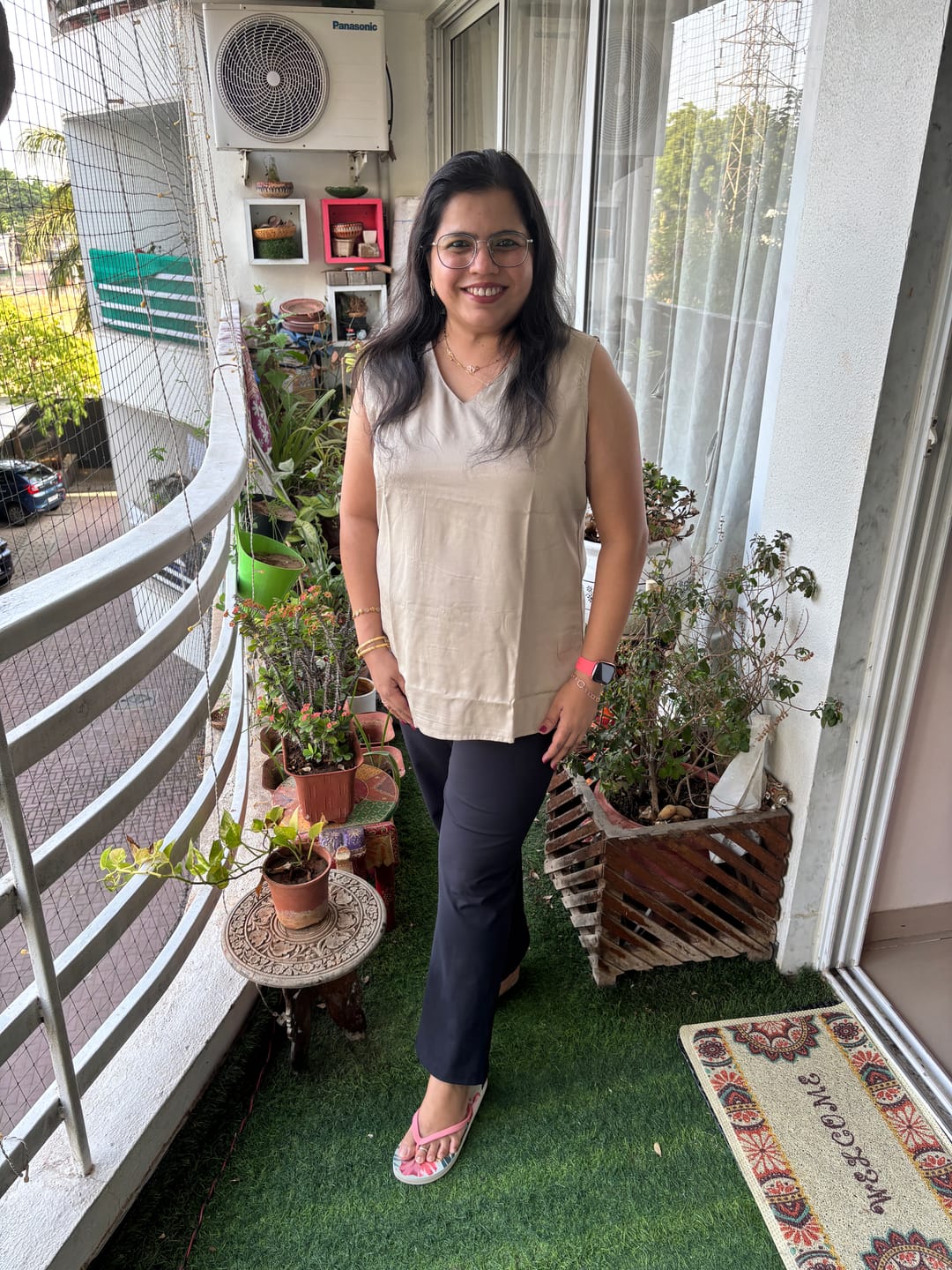 Customer photo review of Women Taupe V-Neck Sleeveless Top