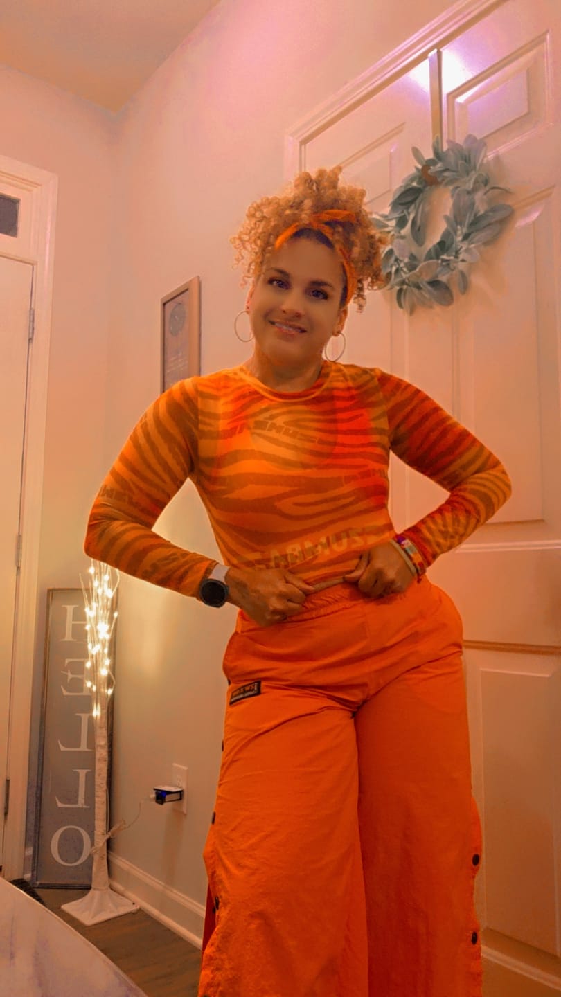 Customer photo review of Wildbeat Long Sleeve Mesh Crop Top