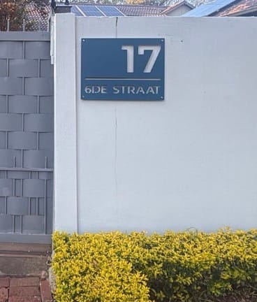 Customer photo review of The Urban Metal House Number