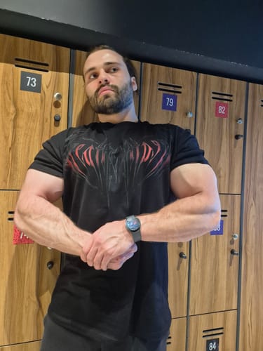 Customer photo review of Resurrection Oversized T-shirt [NIGHTMARE]