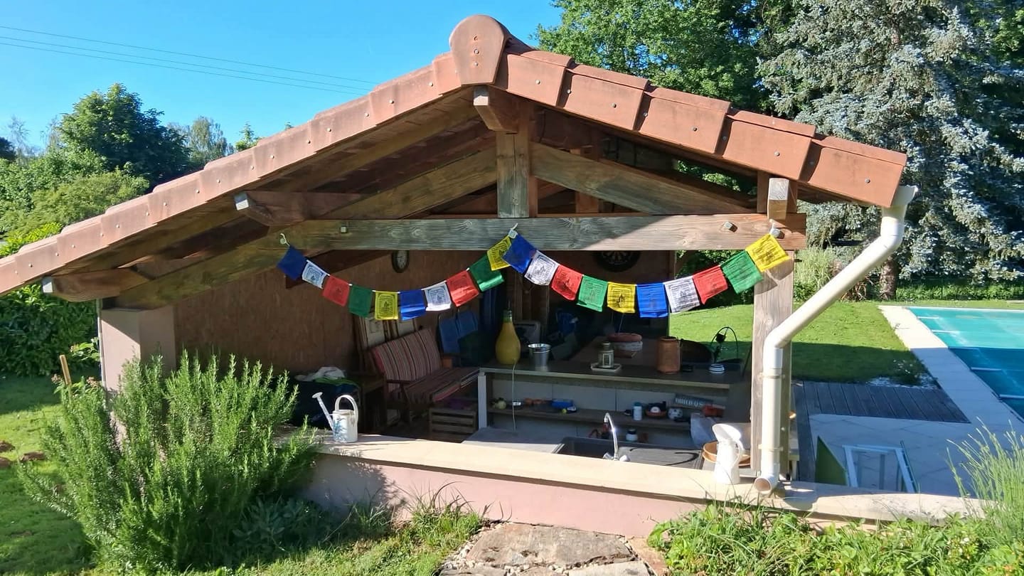 Customer photo review of Drapeaux Prières 5 Rouleaux