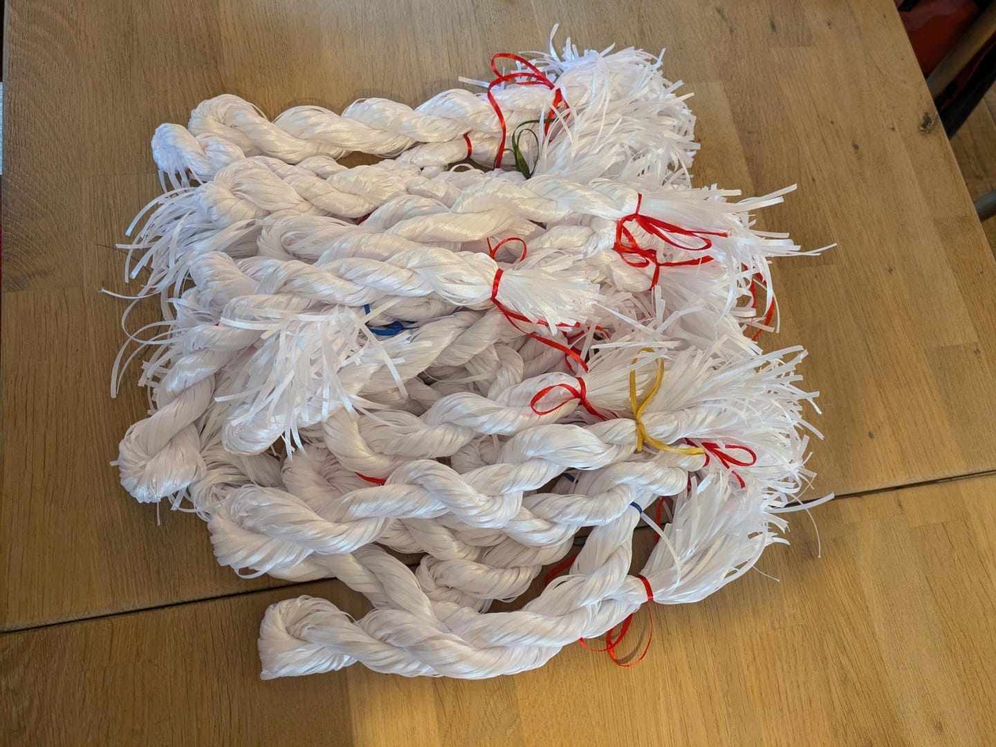 Customer photo review of Satinband 3 mm x 50 m königsblau