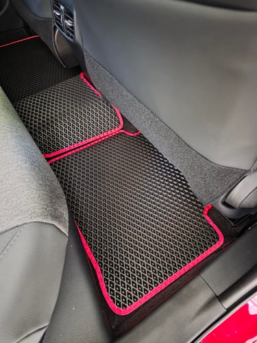 Customer photo review of Auto Fußmatten nach Maß - Komplettset