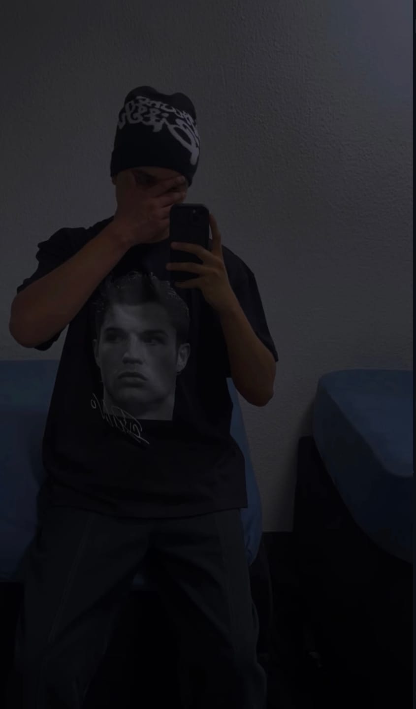 Customer photo review of CRISTIANO RONALDO TEE