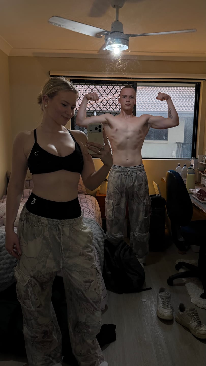 Customer photo review of 2033 - Heritage Camo Cargo Sweats