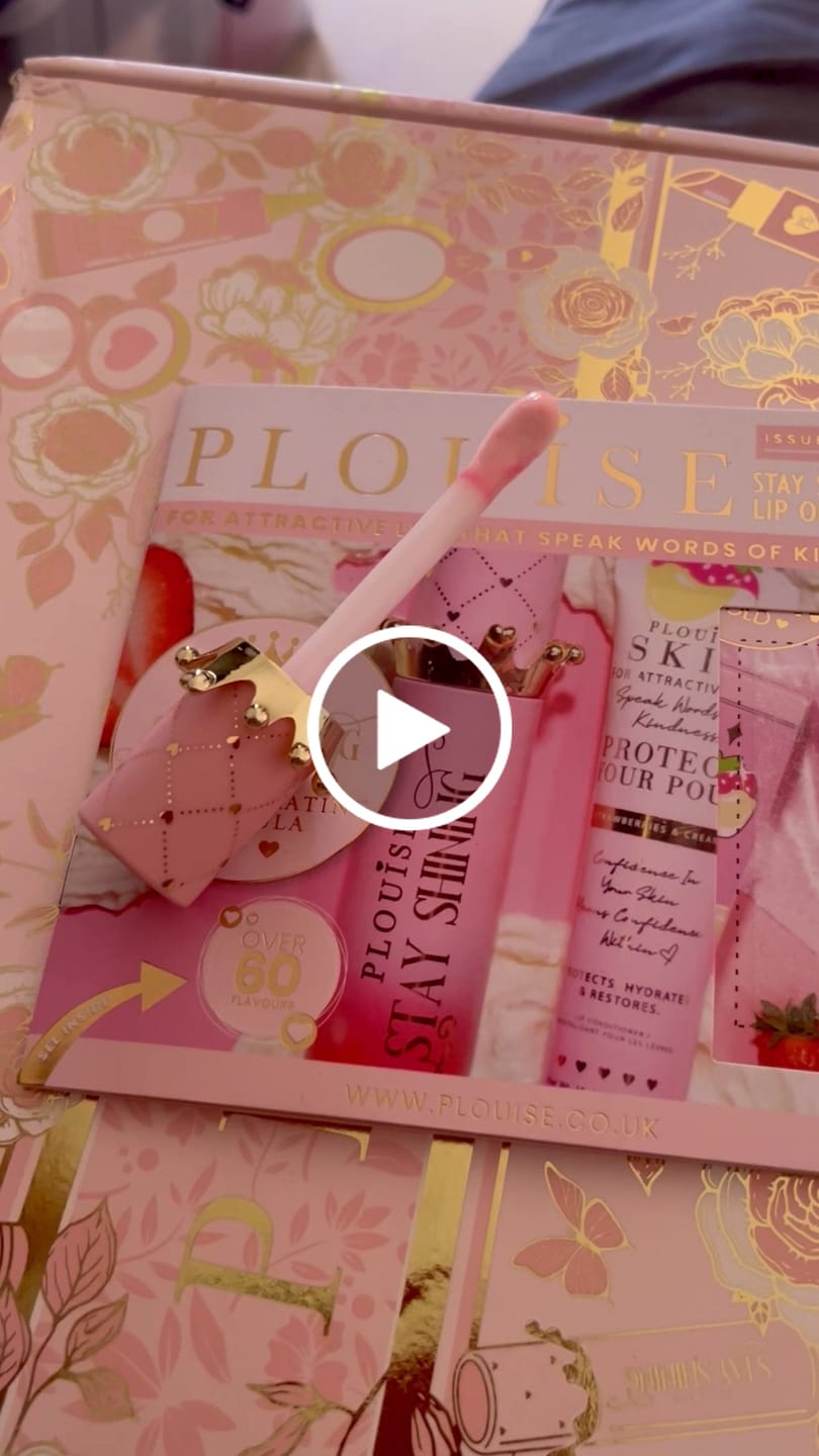 Customer video review of P.Louise Stay Shining Crown Lip Oil