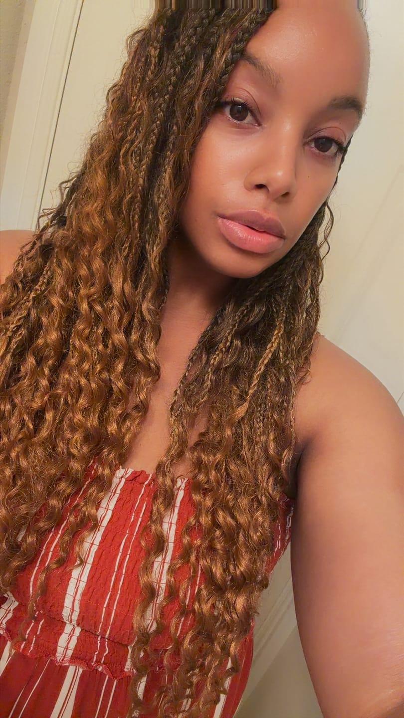 Customer photo review of Freetress Pre-Looped Crochet Braid - BOHO HIPPIE BRAID 22"