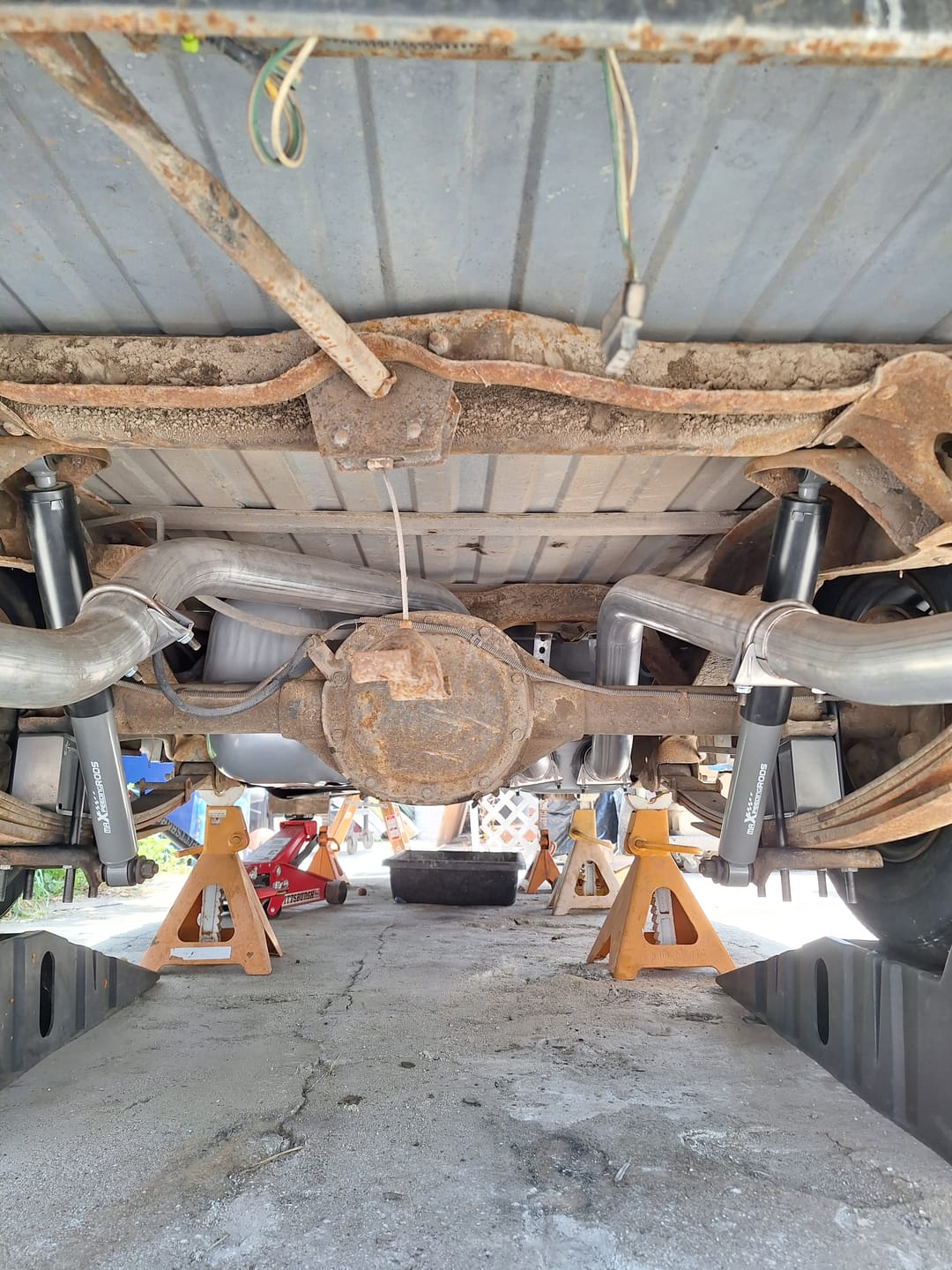 Customer photo review of 1/2 Inch Diameter U-Bolts - Round Bend