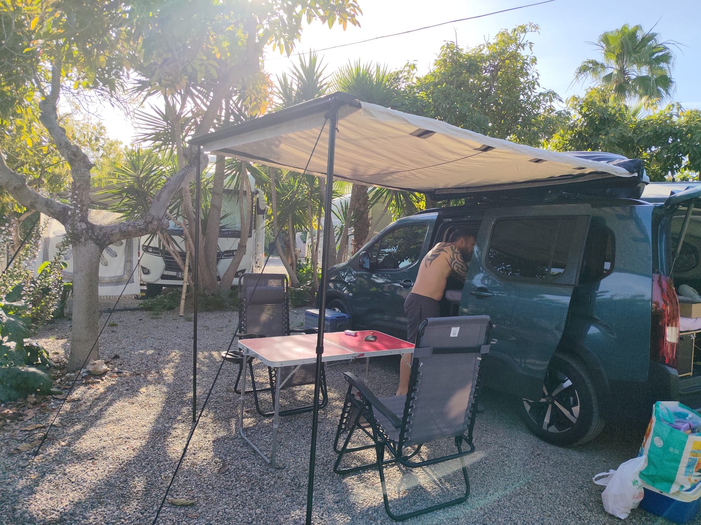 Customer photo review of Toldo Lateral para coche Jovive