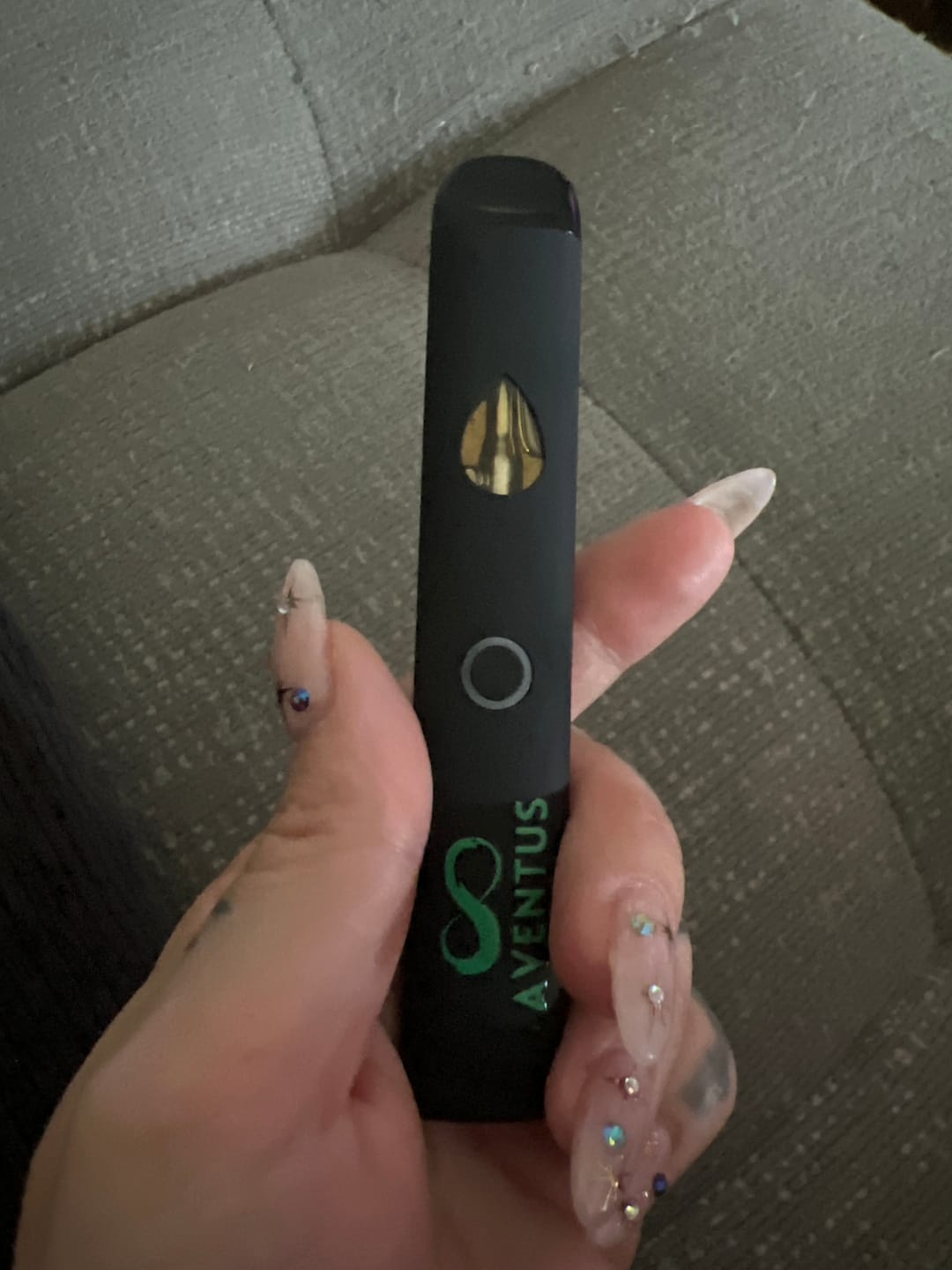 Customer photo review of Disposable Vape 2G Delta 9 OG Kush Hybrid