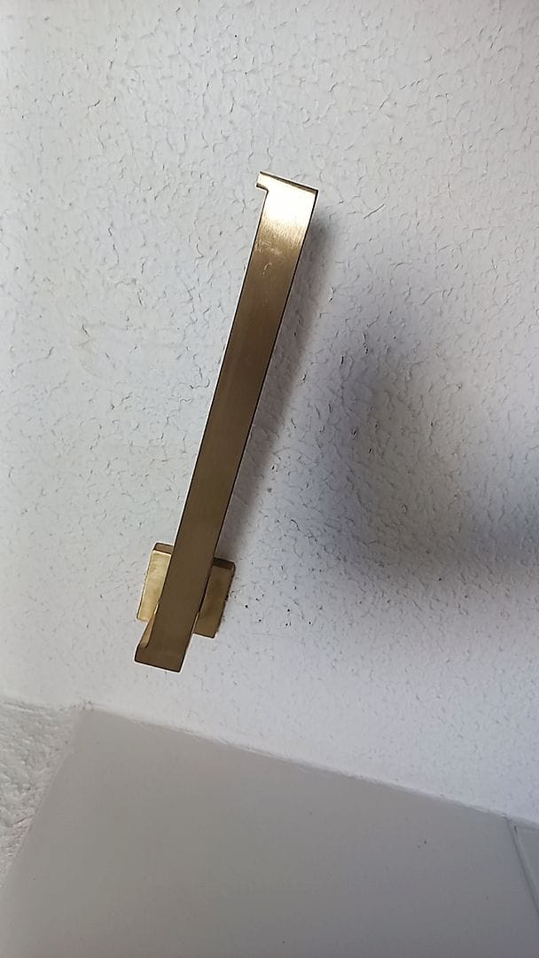 Customer photo review of Porta Toalha Rosto Para Banheiro 26cm Aço Inoxidável