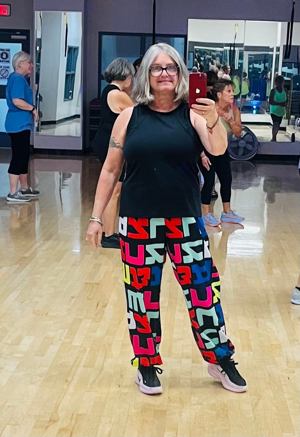 Customer photo review of Eastern Flavor Baggy Woven Pants