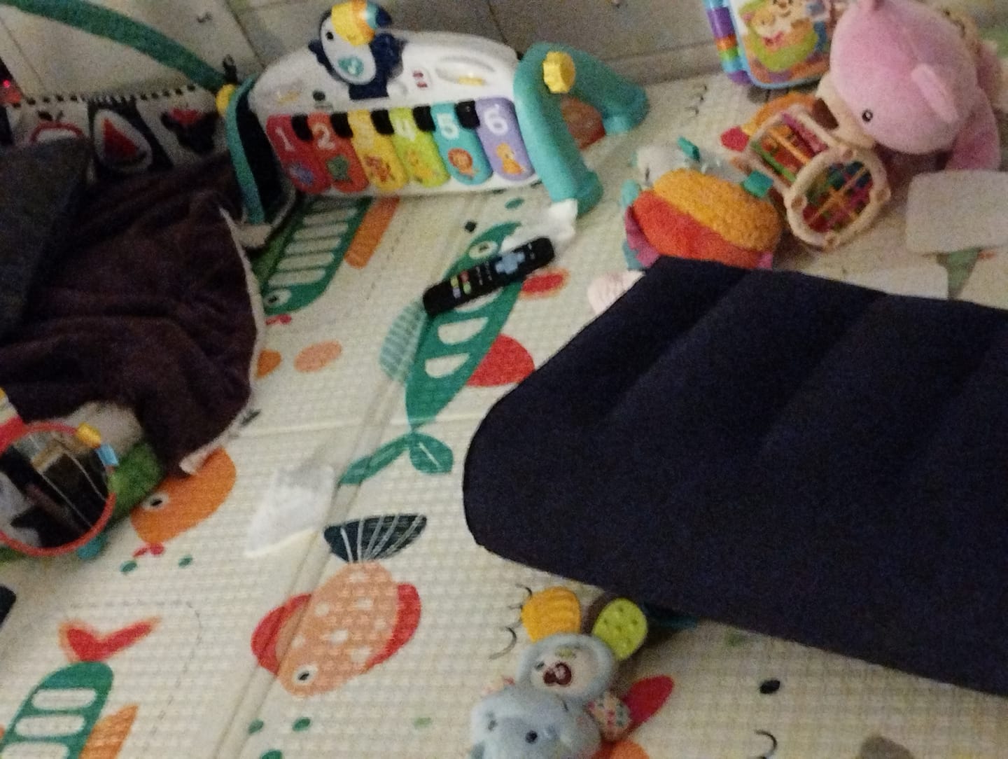 Customer photo review of Tapis Anti-Choc : Créez un grand espace de jeu !