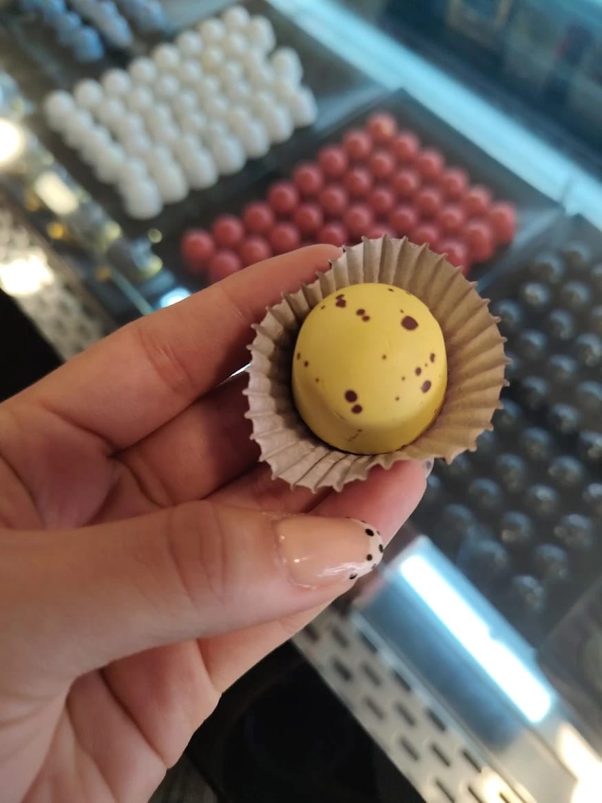 Customer photo review of Caja AUTÉNTICA x8 bombones de lujo | Sabores a tu elección.