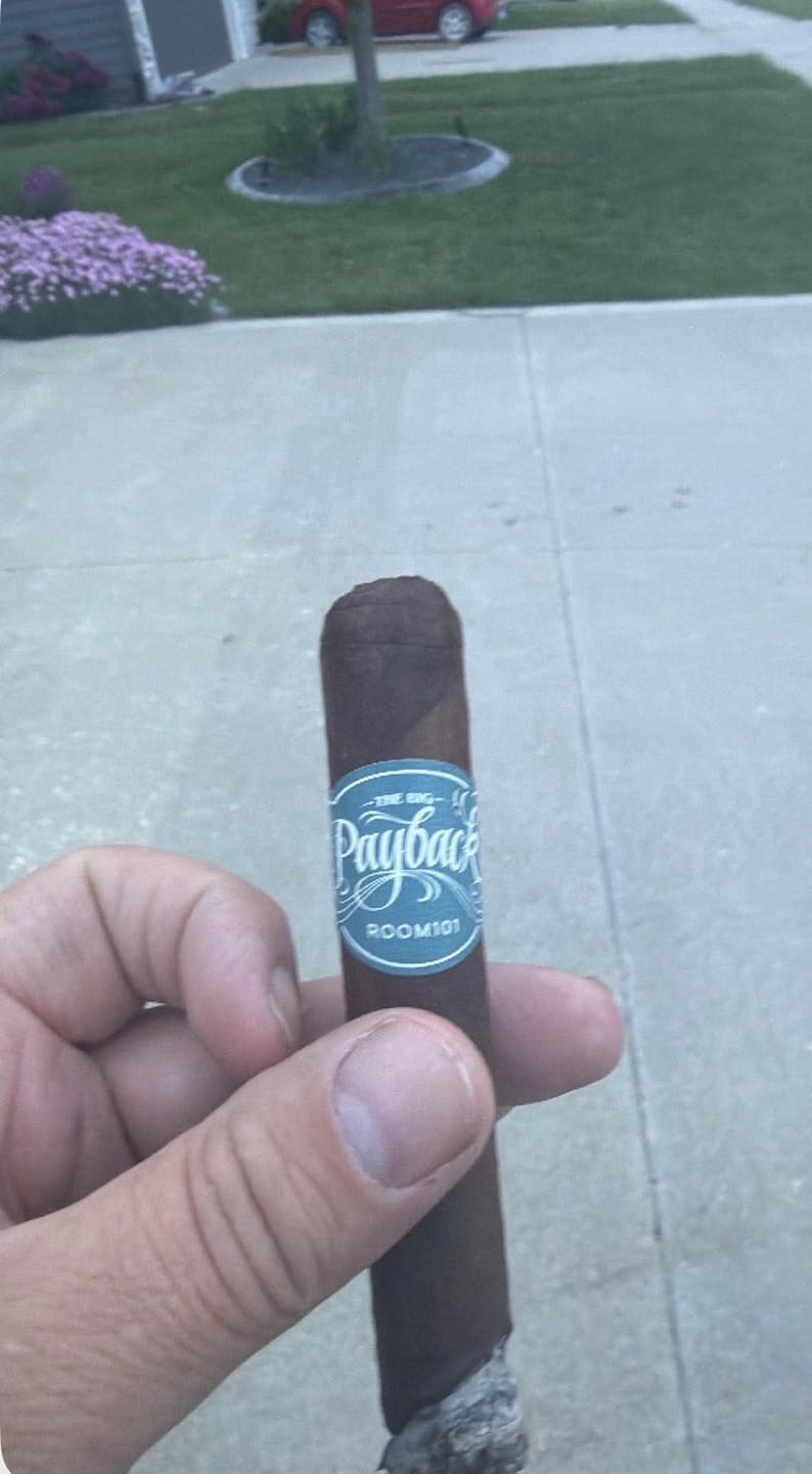 Customer photo review of Core Subscription Luxury Cigars Monthly
