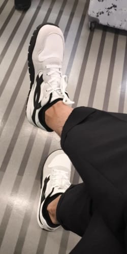 Customer photo review of HOBIBEAR Unisex Wide Width Minimalist Barefoot Sneakers