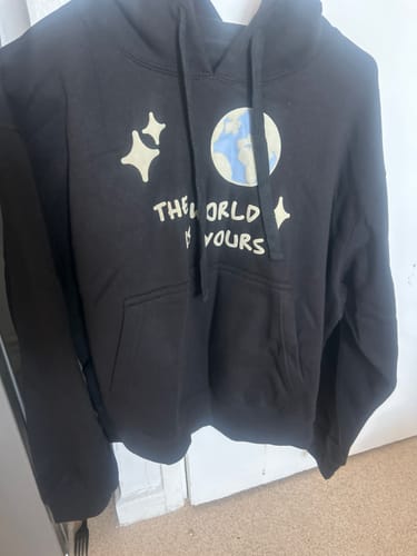 Customer photo review of Puff Print Hoodie - The World is Yours