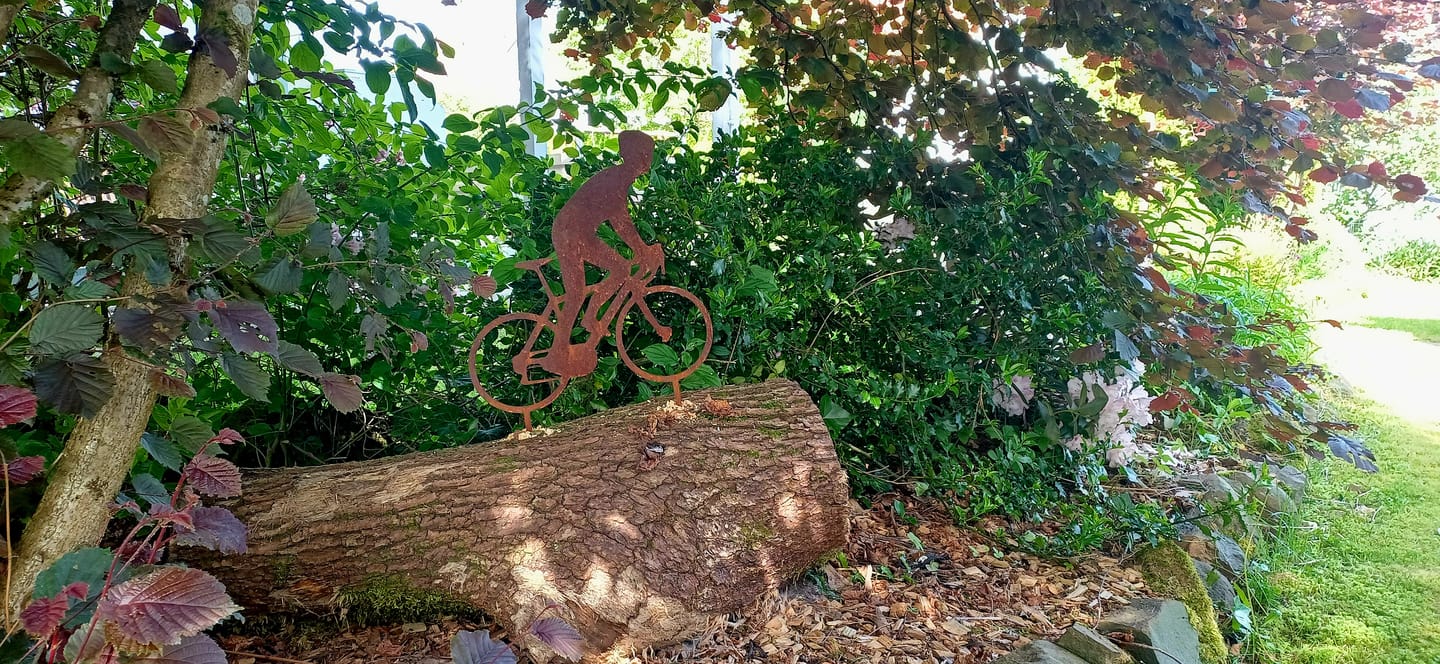Customer photo review of Gartenstecker Radfahrerin
