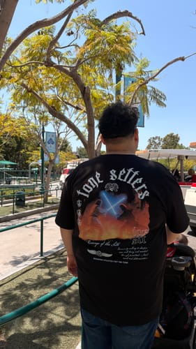 Customer photo review of [Limited Edition] 'Sw: Duel of the Fates' Heavyweight T-Shirt