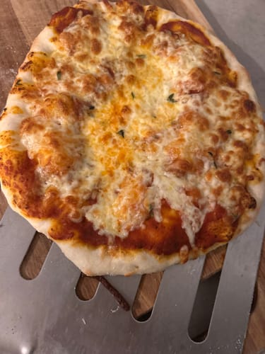 Customer photo review of Byron Pizza Baking Steel