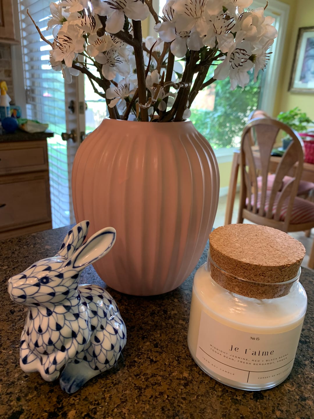 Customer photo review of je t'aime 22 oz glass candle