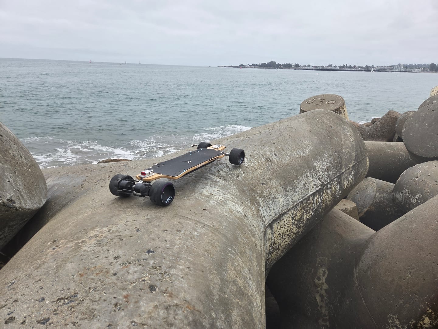 Customer photo review of Acedeck® x MADESK8® V2 Stealth 105mm/125mm Wheel- Acedeck Custom-Designed Edition