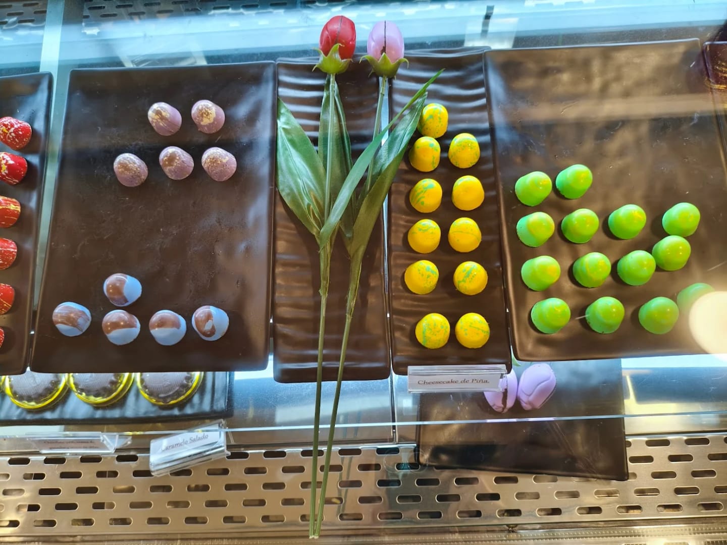 Customer photo review of Caja AUTÉNTICA x8 bombones de lujo | Sabores a tu elección.