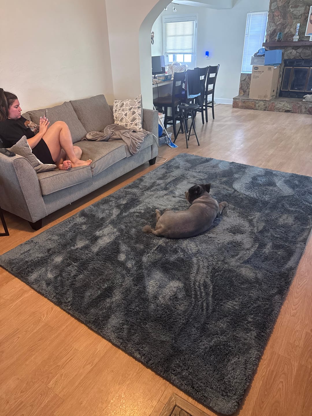 Customer photo review of Deluxe Shaggy Relax Mat - 1.4" Thick Foam Base