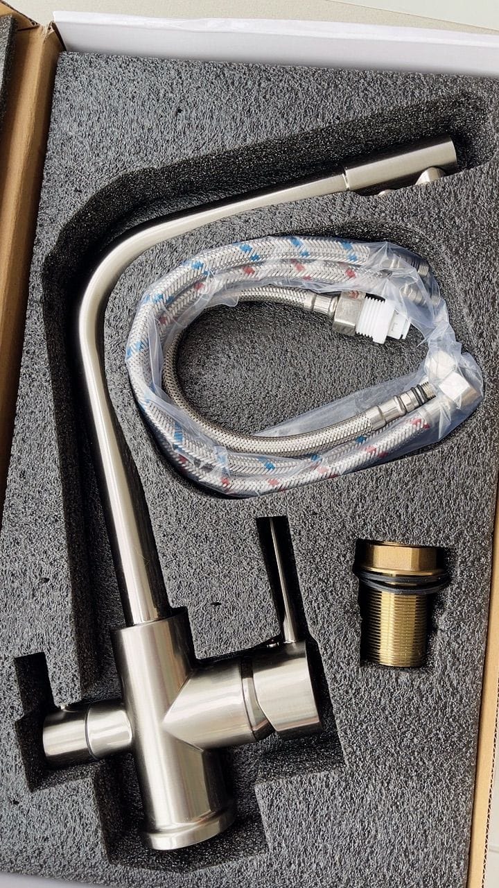 Customer photo review of Torneira Para Cozinha Gourmet Monocomando Com Filtro Royal Safira
