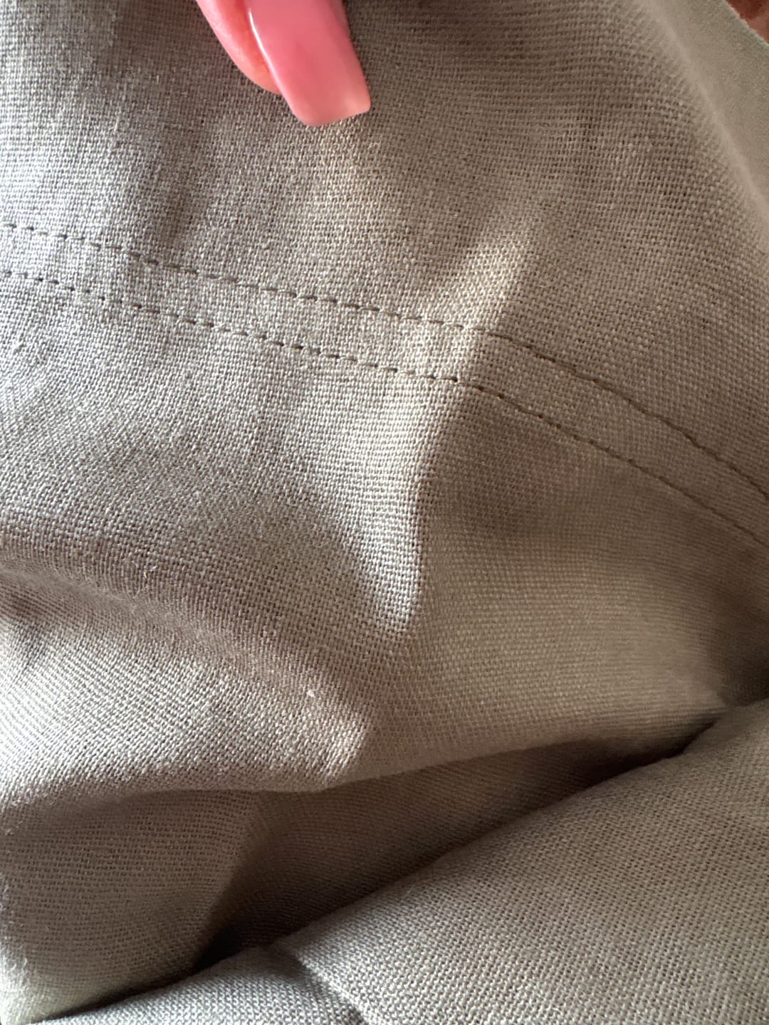 Customer photo review of Calça Reta Petúnia Verde Escuro
