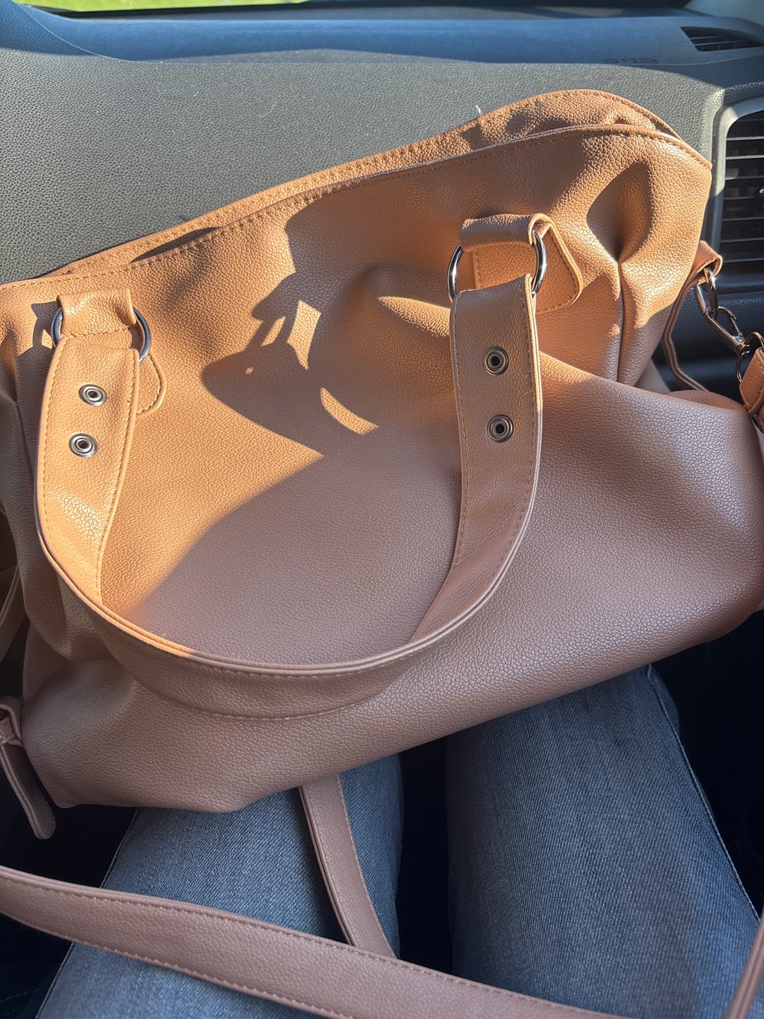 Customer photo review of Sac Cabas Cuir Souple Grand Format – Modèle Sofia