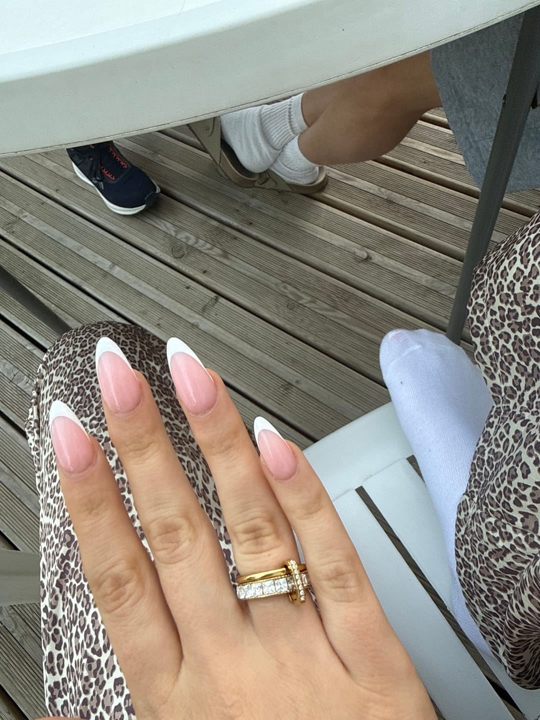 Customer photo review of Square Pave Infinity Flow Ring 14K Vergoldet