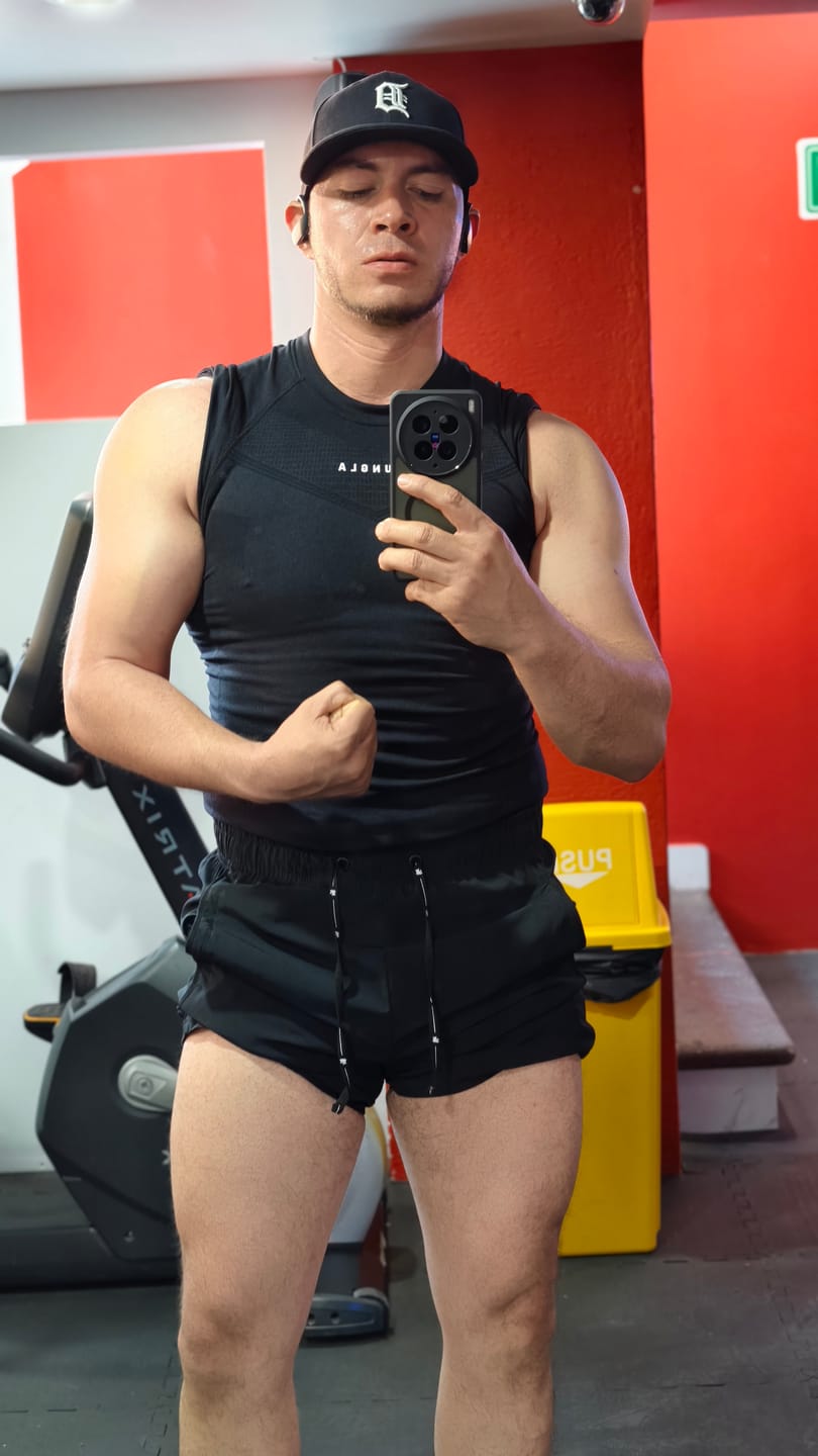 Customer photo review of 101 Bodybuilding Short Shorts
