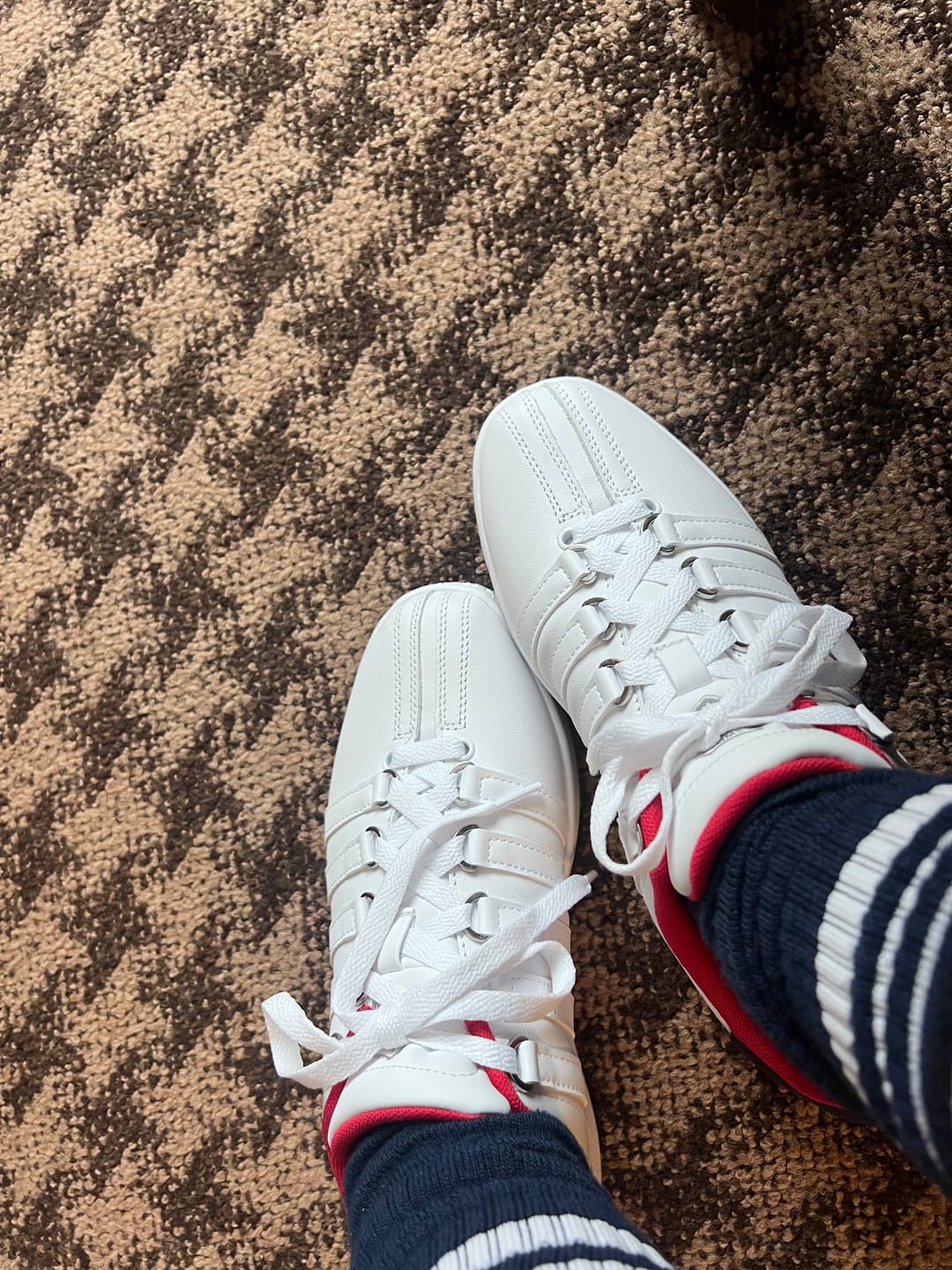 Customer photo review of 97321-198-M | CLASSIC VN | WHITE/PEACOAT/GUM