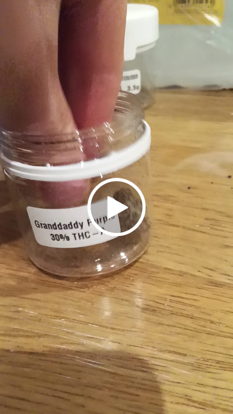Customer video review of Granddaddy Purple 30% THCA