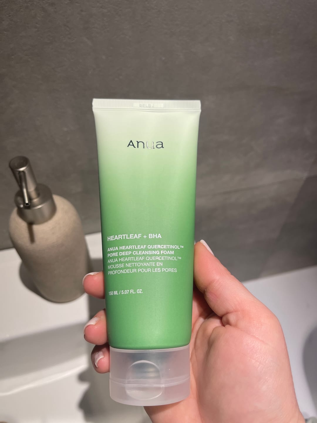Customer photo review of Putiņas dziļai sejas mazgāšanai un attīrīšanai Anua Heartleaf Quercetinol Deep Pore Cleansing Foam
