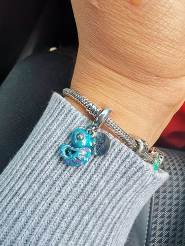 Customer photo review of CHARM PANDORA CAMALEÓN CAMBIA DE COLOR