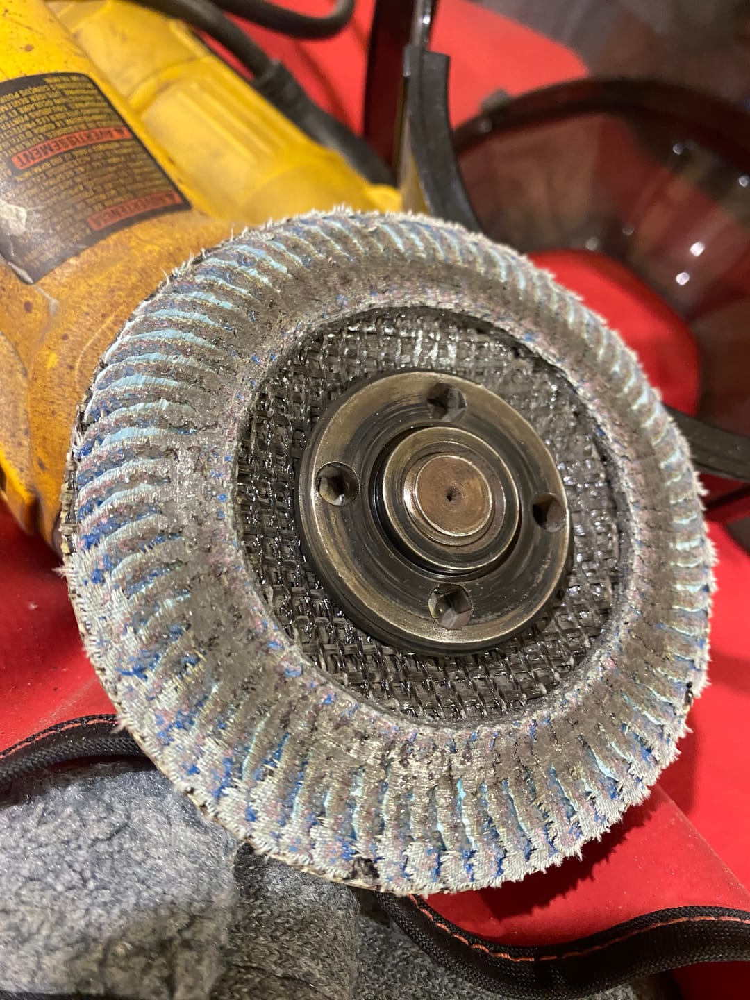 Customer photo review of 4-1/2 In. T29 Flap Sanding Discs For Stainless Steel, Sheet Metal,40/60/80/120 Grits